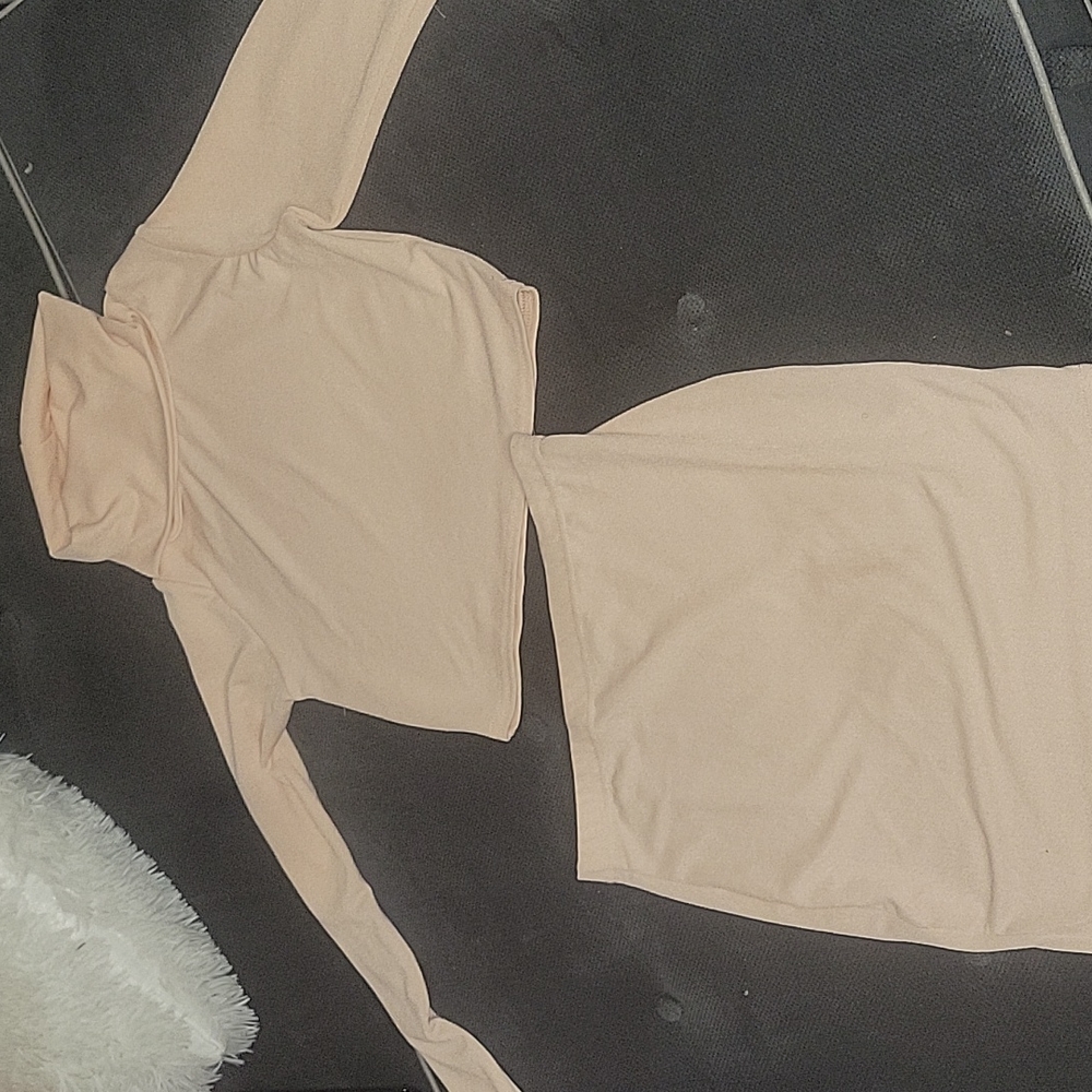 Two piece pink mini skirt set